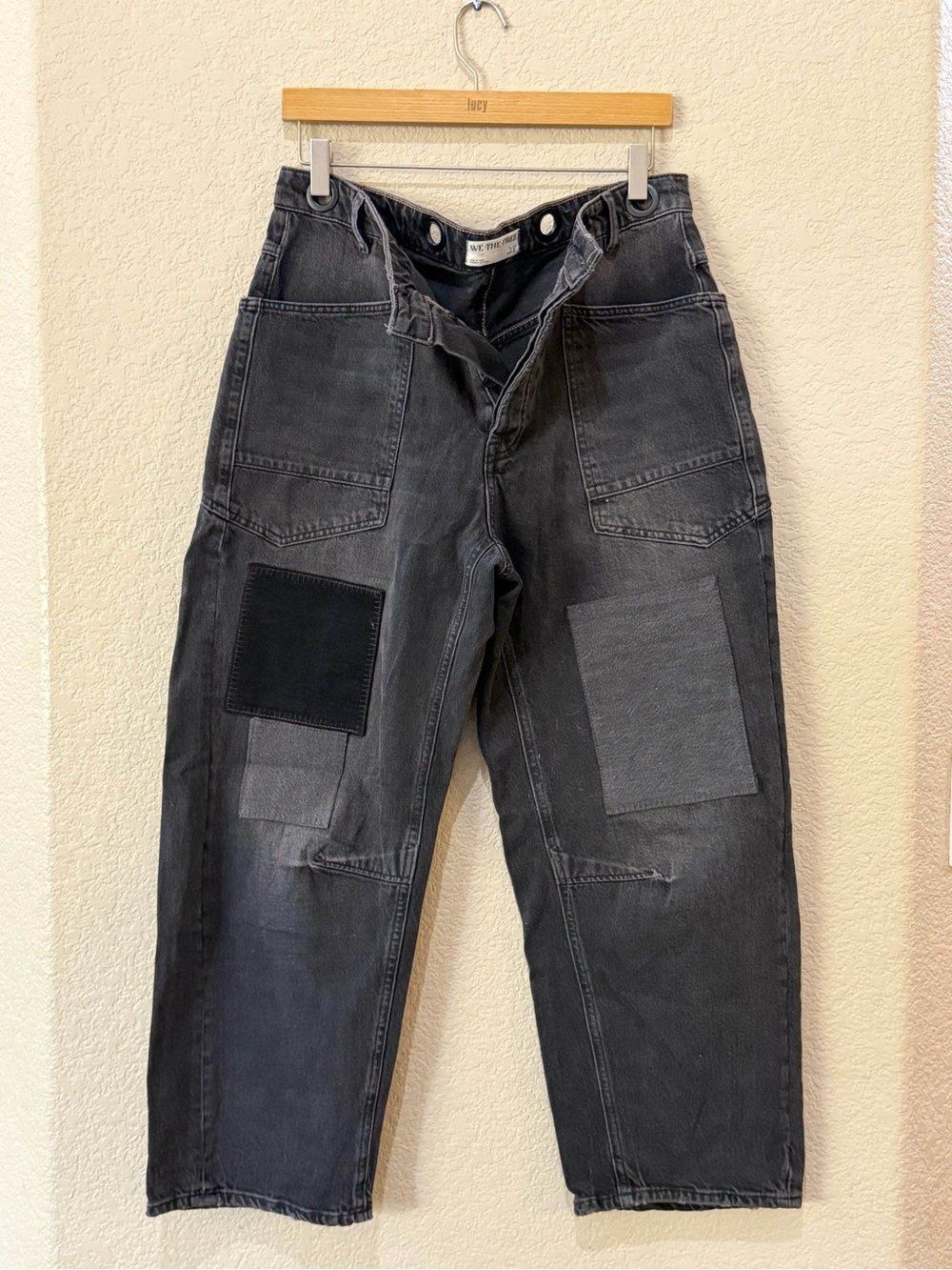 Free People We The Free Black Moxie Barrel Jeans, sz 28